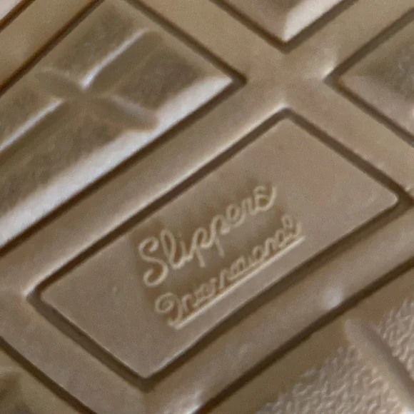 Men's Tan Moccasin Slippers Loafers Sz 14 like new International leather suede - Picture 8 of 8